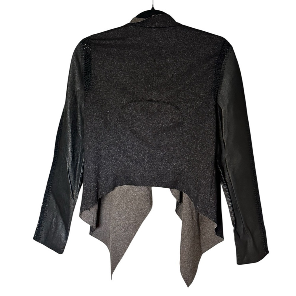 Stella Jamie Jacket Open Asymmetric Hem Crochet Drape Leather Sleeve Size Large - Picture 4 of 6
